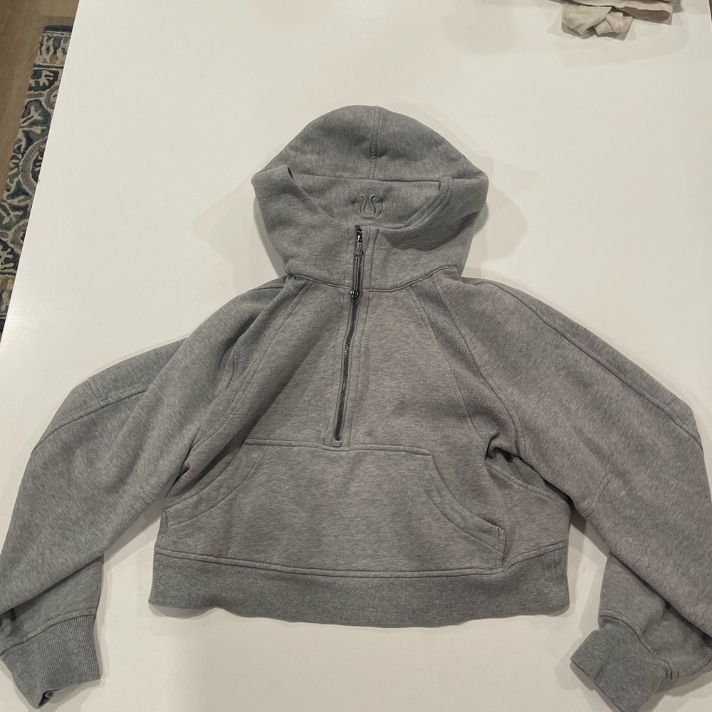 lululemon grey scuba xs/s $100